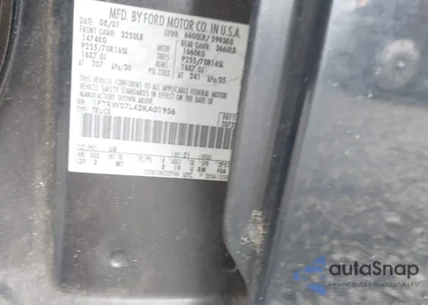 2002 Ford F-150 Lariat/Xlt из США, поврежденный, VIN 1FTRW07L42KA01956